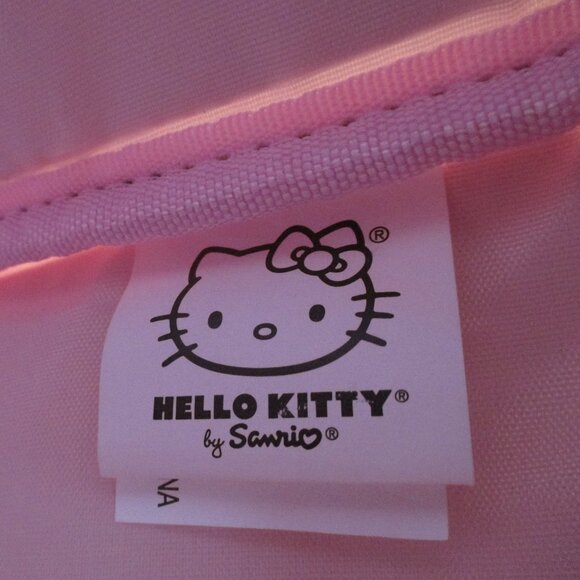 LARGE HELLO KITTY DUFFLE BAG - Picture 3 of 16